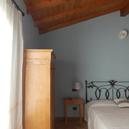 Bed & Breakfast Pibitzoi 3*