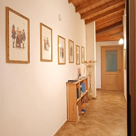 Pibitzoi Bed & Breakfast 3*