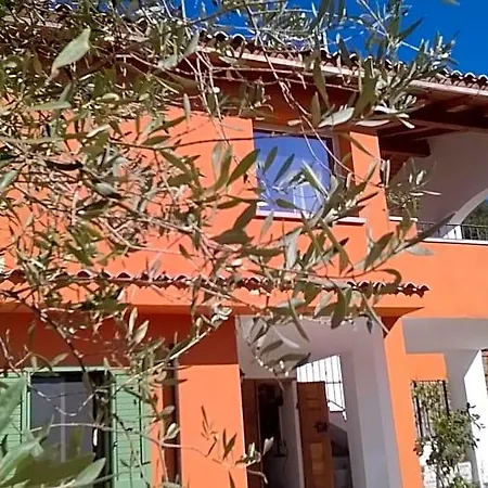 Bed & Breakfast Pibitzoi 3*