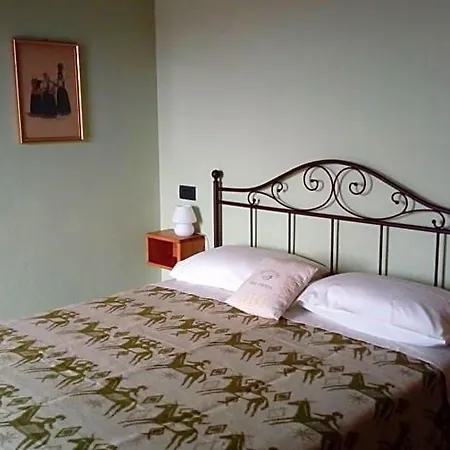 Bed & Breakfast Pibitzoi Nurallào