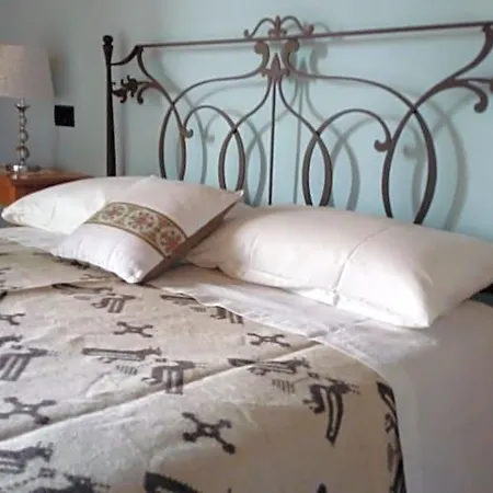 Bed & Breakfast Pibitzoi 3*