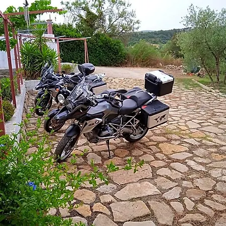 Bed & Breakfast Pibitzoi 3*